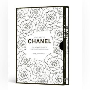 NEW The Story of Chanel Gift Set: The ultimate guide to the iconic fashion house